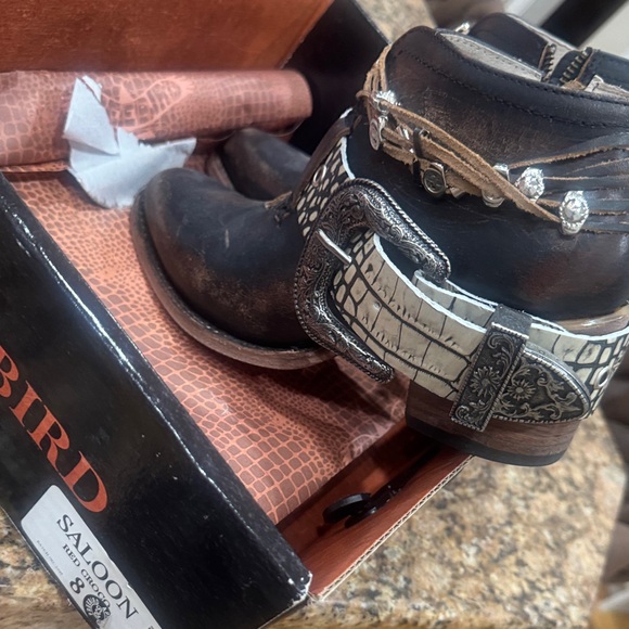 Freebird "saloon" Black and Tan Ankle Boots with Silver Details - Picture 7 of 8